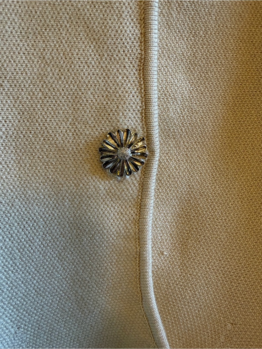 En Saison Women's Cream Peplum Sweater - Picture 5 of 6